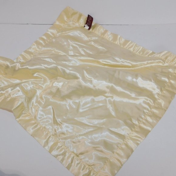 The Bearington Collection Yellow Teddy Bear Rattle Security Blanket Baby Lovey - Picture 7 of 7